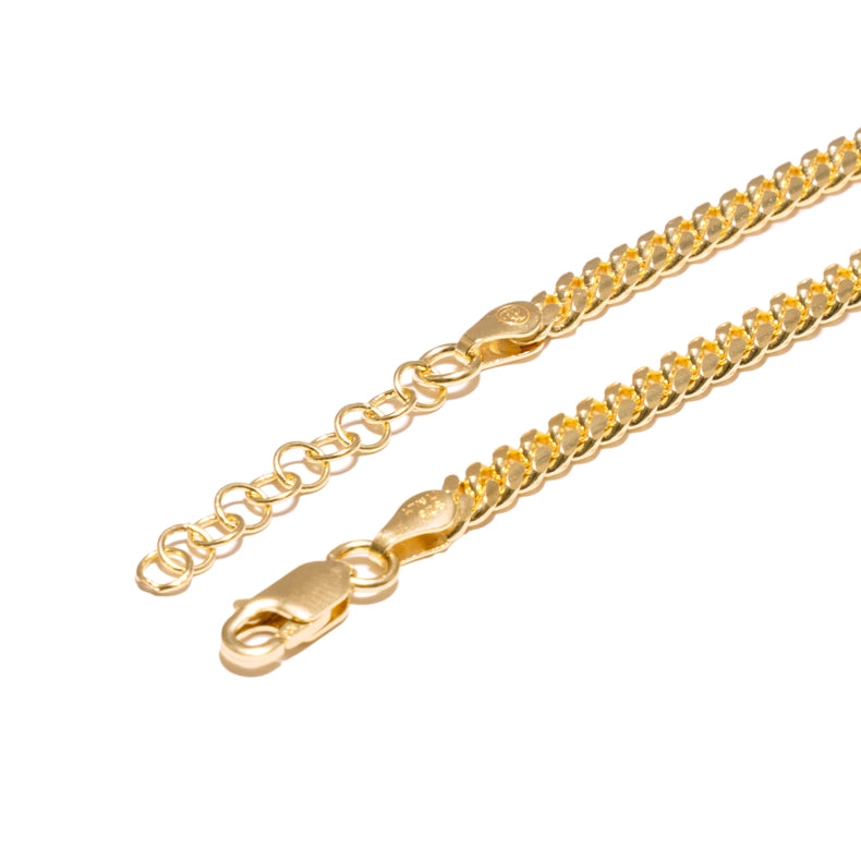 23k Gold-plated Cuban chain bracelet clasp on a white background